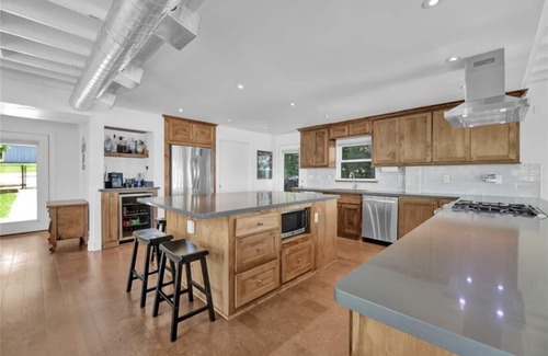 Coldspring House | Private Waterfront Oasis on Lake Livingston - 10/10 Rated!