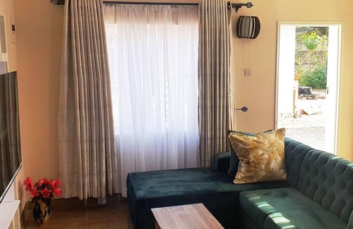 Harare Apartment | Gorgeous 1-Bed apartment in Harare