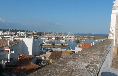 Telheiro Apartment | Prime Marina 1-Bed Apartment with Pool Access & Ocean Views