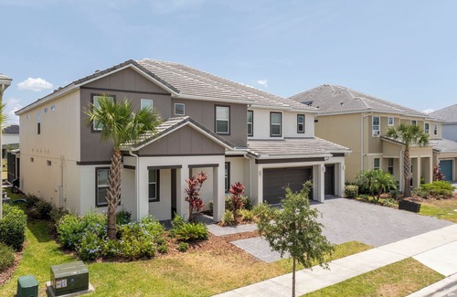 Kissimmee House | Gorgeous 15 Bd your next stay at Veranda Palms