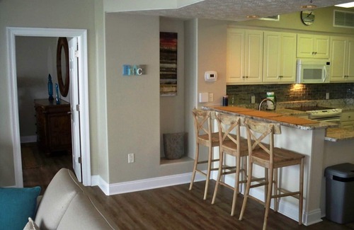 Thomas Drive Condo | Spacious 2 Bedroom Unit with Oceanfront Views & Top Amenities