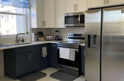 Reading Condo | Elegant 2 Bed Condo with Pool and Ocean View in Montego Bay