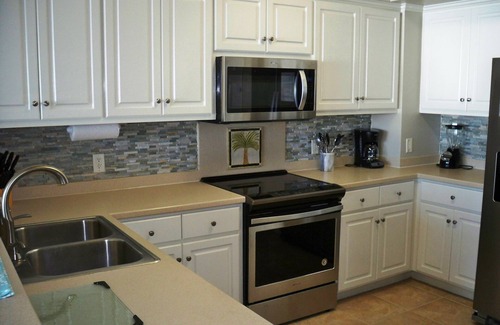 Thomas Drive Condo | Exceptional 2 Bedroom Escape with Gulf Views & Beach Service