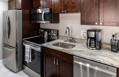 Temple Terrace House | Impressive 2BR/2BA Accessible Home Near Tampa Attractions
