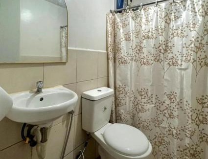 Imus Apartment | Comfortable 2BR Condo with Pool & Free WiFi for Families