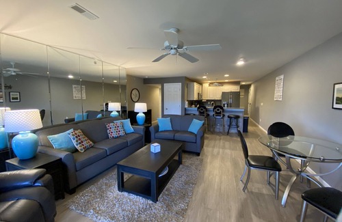 Camdenton Condo | Tranquil Lake View Condo with Pool and Breakfast Included