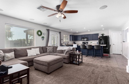 Pecan Creek House | Elegant 3-Bedroom with Private Heated Pool in San Tan Valley