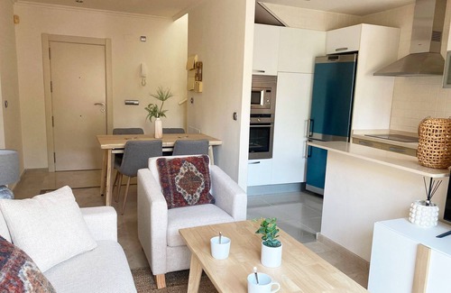 Los Alcazares Apartment | Top-Rated 3 Bed Beach Apartment with Ocean View & Pool