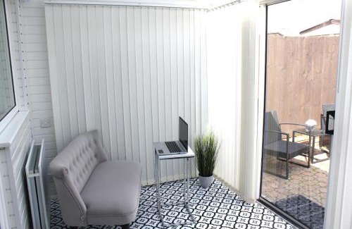 Bletchley House | Beautiful 3-Bed House in Bletchley, Milton Keynes - 4 Stars