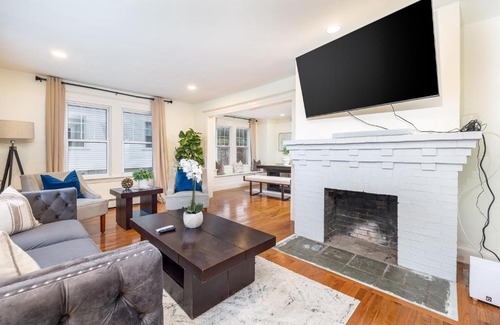 West Hartford House | Stylish 3-Bedroom Retreat - Minutes from Hartford, CT