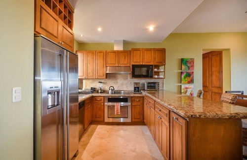 Downtown San Jose del Cabo Condo | Unforgettable 3BD Master Suite with Oceanfront Views