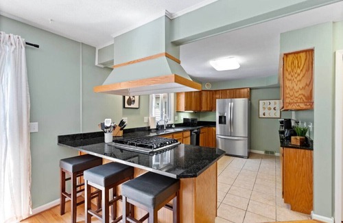 Webster House | Gorgeous 3BDRM w/inground Pool! - NEW TO VRBO