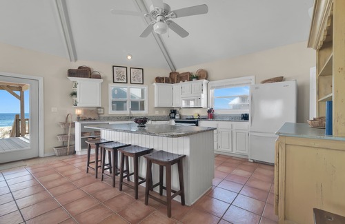 Southpointe House | Beachfront 4-Bedroom Home with Ocean Views & Spa