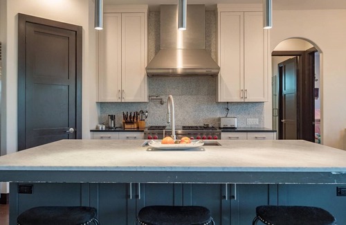 Tarrytown House | Inviting 4 Bedroom Home Steps from Downtown Austin