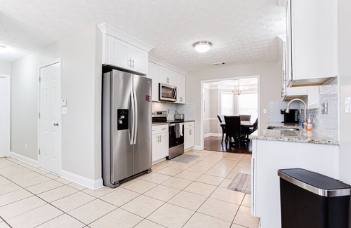 Conyers House | Beautiful 4 Bedroom Home with Pool and Spa Amenities