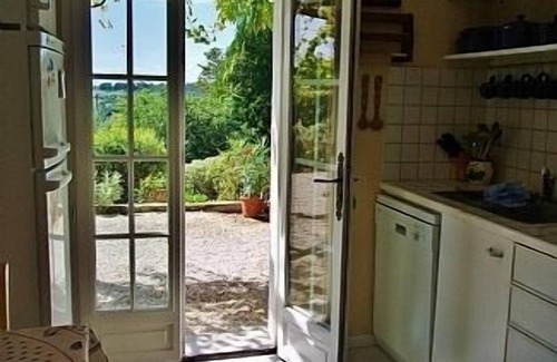 Celles Villa | Beautiful 4 Bedroom Villa with Private Pool & Ocean Views