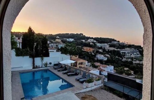 Mar Azul Villa | Beautiful 4-Bedroom Villa in Javea with Ocean Views