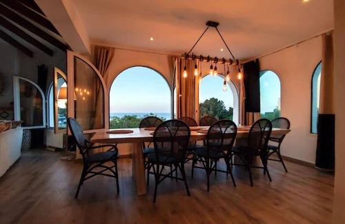 Mar Azul Villa | Beautiful 4-Bedroom Villa in Javea with Ocean Views