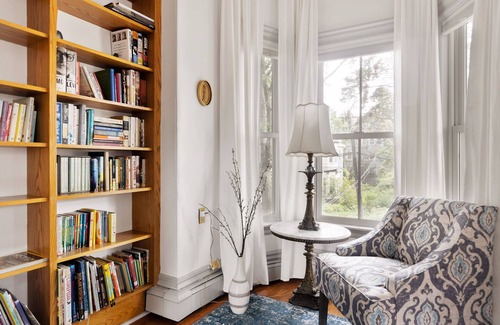 Porter Square House | Elegant Harvard Mansion with Ocean View in Cambridge