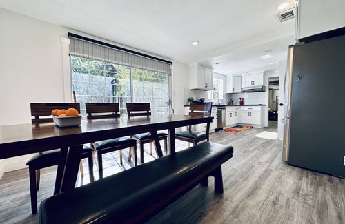Dublin House | Relaxed 4B/2.5B Newly-Renovated House with Spa & Hot Tub