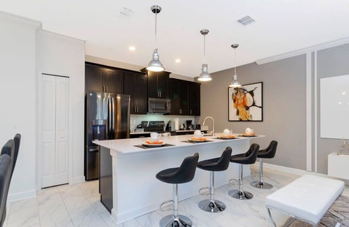 Kissimmee House | Beautiful 4 Bd Pool Retreat Near Disney at Storey Lake