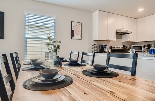 San Antonio House | Family-Friendly 4BR Home Steps from Downtown SA