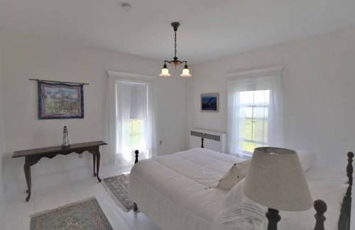 South Addison Other | Beautiful 5 Bed Seaside Farmhouse with Family-Friendly Perks