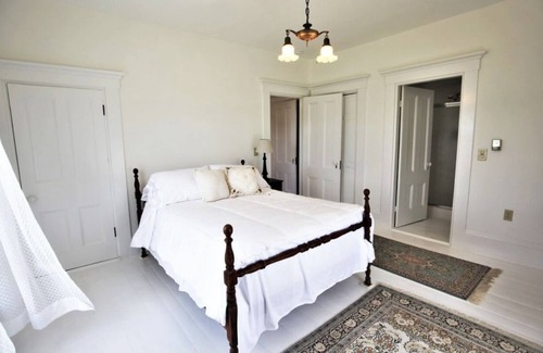 South Addison Other | Beautiful 5 Bed Seaside Farmhouse with Family-Friendly Perks