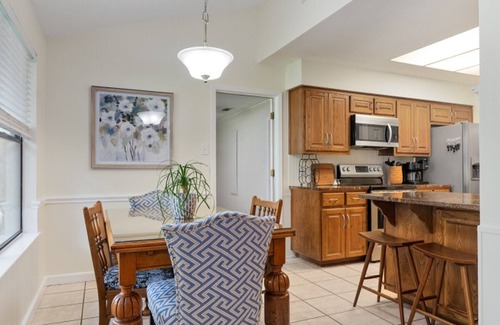 Round Rock West House | Gorgeous 5-bedroom House in Established Round Rock Neighborhood