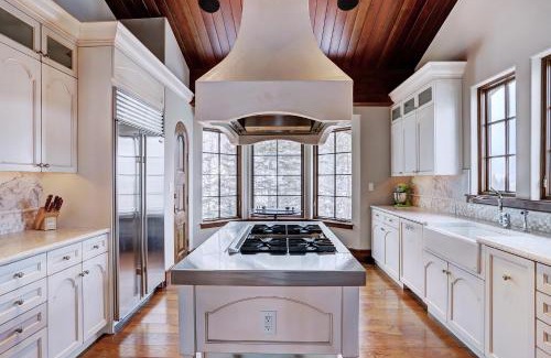 Vail House | Elegant 5 Bedroom Private Chalet in Vail Village with Hot Tub