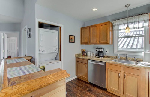 Noblesville House | Prime 5BR Home - Steps from Downtown Noblesville!