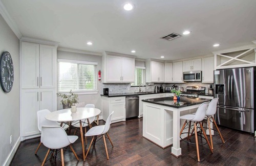 Willow Meadows/Willowbend Area House | Charming Houston Home with Private Pool for Memorable Stays