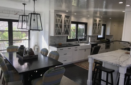 Tree Section House | Elegant 4BR Retreat with Oceanfront Views and Pet-Friendly Perks