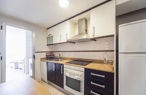Marina d'Or Apartment | Cozy 2-Bedroom Retreat in Oropesa del Mar with Ocean View