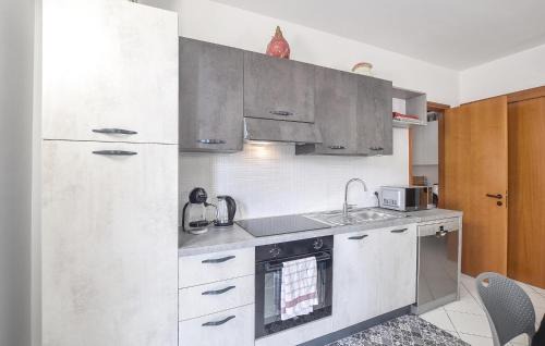 Marina di Ragusa Apartment | Stylish Marina Di Ragusa Apartment with Wi-Fi & Child-Friendly Amenities