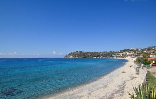 Marina di Ragusa Apartment | Stylish Marina Di Ragusa Apartment with Wi-Fi & Child-Friendly Amenities