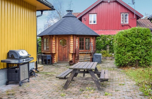B Apartment | Charming Vacation Apartment in Solheim Overnatting