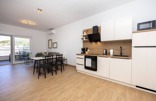 Seget Donji Apartment | Gorgeous apartment in Seget Donji with WiFi