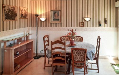Concarneau Apartment | Cozy Concarneau Apartment with WiFi and Family-Friendly Perks