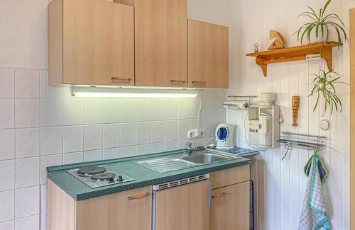 Kalkhorst Apartment | Idyllic Studio Apartment with Garden Access and Spa