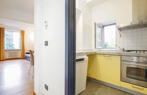 Sturla Apartment | Gorgeous apartment in Genova with WiFi