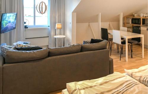 Hammaro Apartment | Inviting Apartment in Hammar with Kitchen for Families
