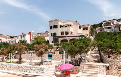 Okrug Donji Apartment | Oceanfront 1 Bedroom Apartment in Okrug Donji - Rated 9.5
