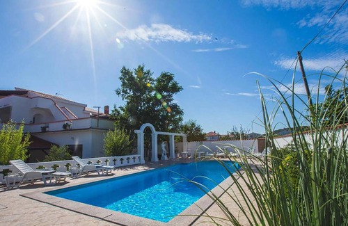Suha Punta Apartment | Gorgeous apartment in Kampor with sauna