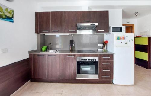 El Grau de Moncofa Apartment | Charming Moncofa Playa Apartment with Pool & Kitchen Access