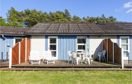 Dueodde Apartment | Relaxing Apartment in Nexø with Pool and Sauna Access