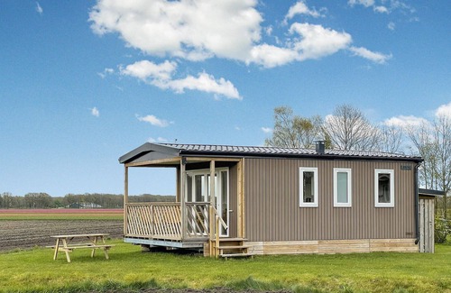 Schoonloo Apartment | Discover a Cozy Cottage Retreat in Scenic Countryside