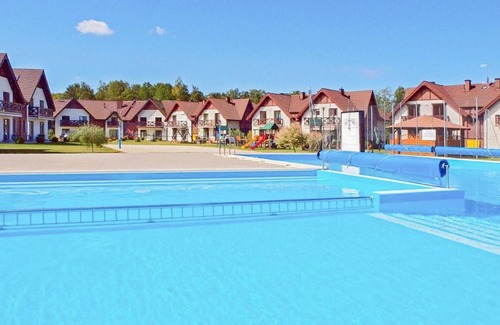 Zarnowska Apartment | Relaxing Vacation Apartment with Pool & Spa Amenities
