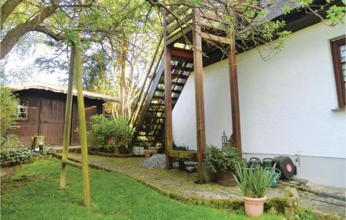 Schoenecken Apartment | Comfortable 1 Bedroom Apartment in Schnecken - Pet Friendly