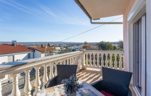 Vantacici Apartment | Cozy Apartment in Vantacici with Wi-Fi and Family Amenities